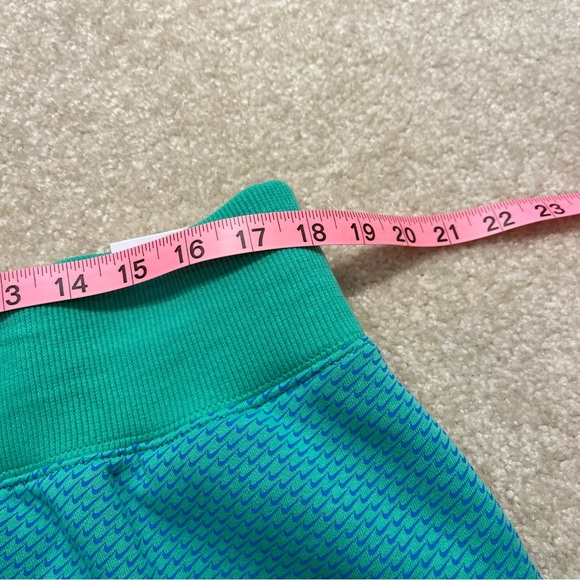 NEW Nike Sweat Shorts Womens Extra Large Green Blue Fleece High Rise Loose Fit - Picture 9 of 11